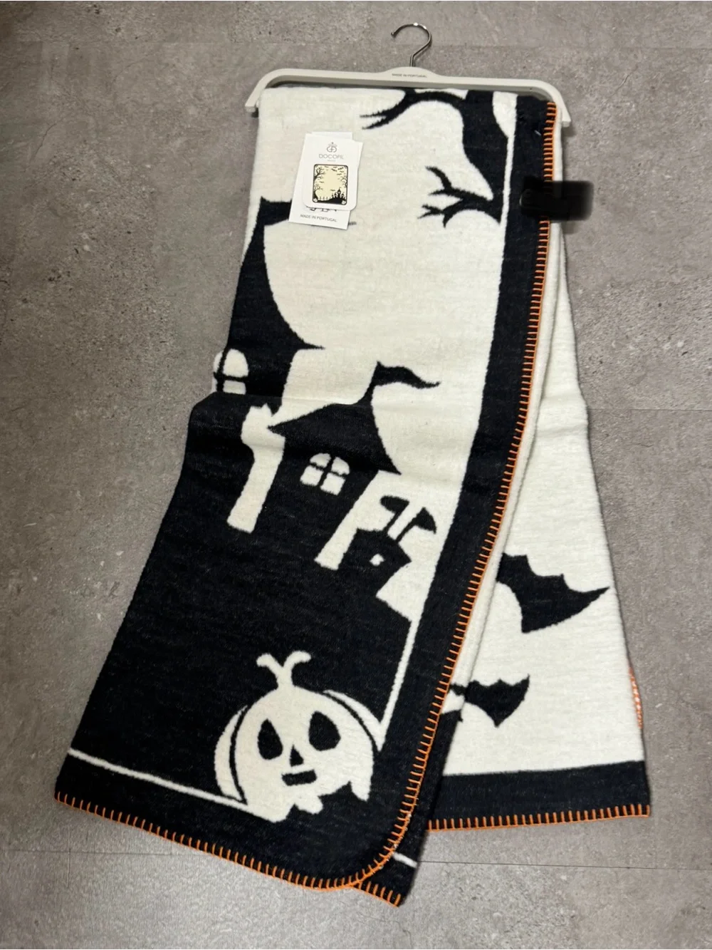 Spooky Halloween Black & White Pumpkin Castle Throw Blanket